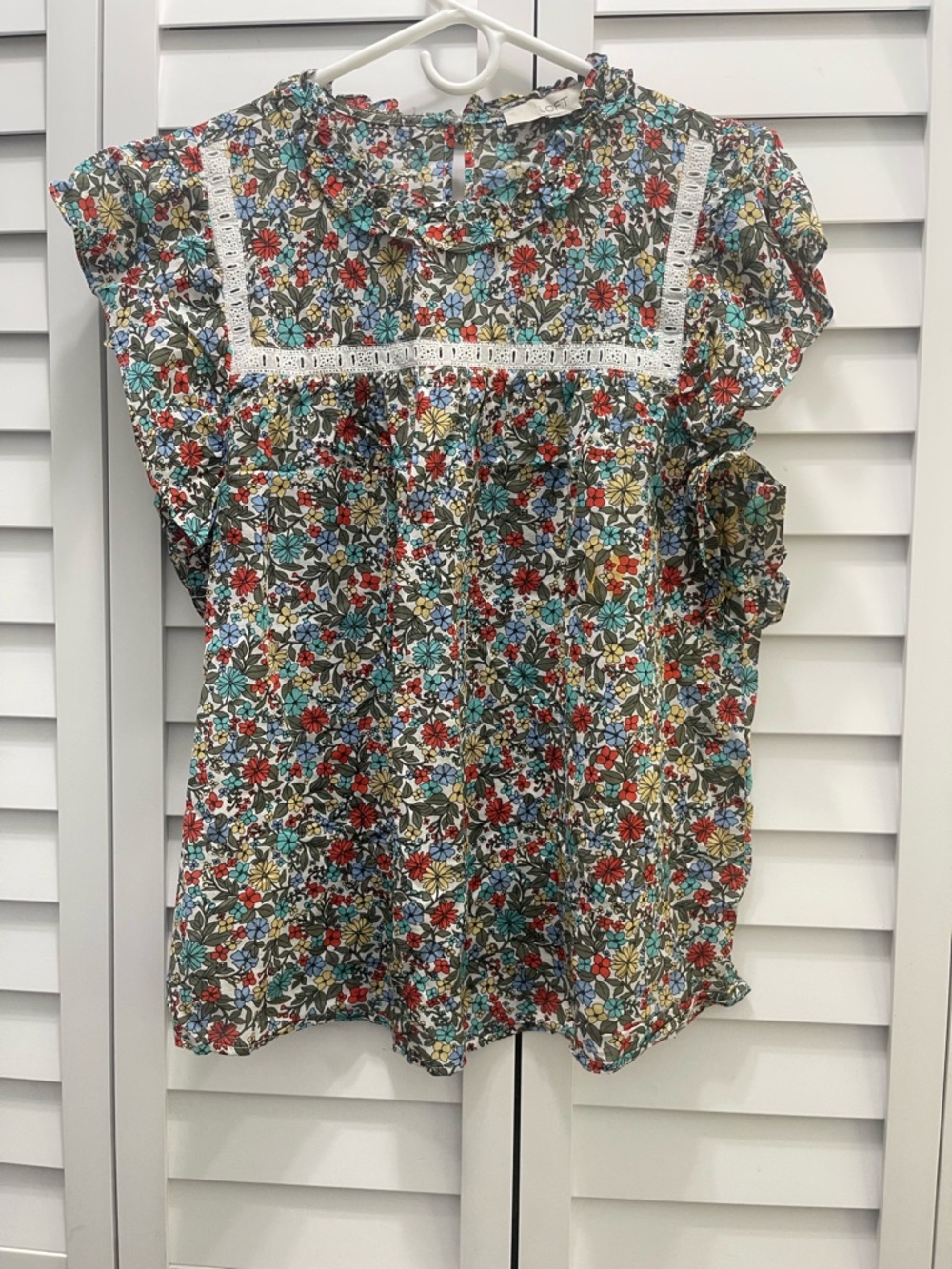 Loft Floral Ruffled Cap-Sleeve Yoke Blouse in  Red, Blue and Yellow.